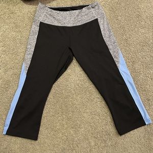 Women’s capri leggings